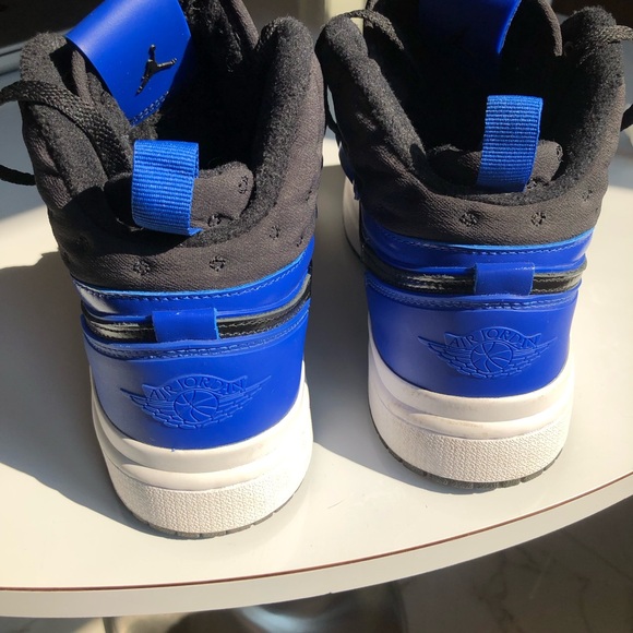 Nike Air Jordan Mid. Special Edition. Amazing like new condition. - Picture 1 of 6